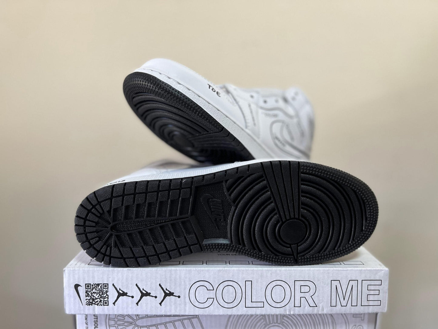 Air Jordan 1 Mid Color me