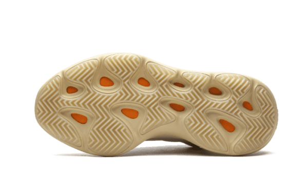 yeezy 700 V3 Safflower
