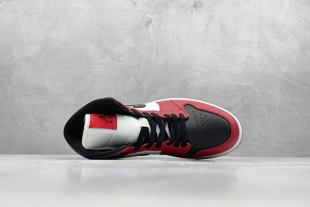 Air Jordan 1 Mid “Chicago Black Toe”