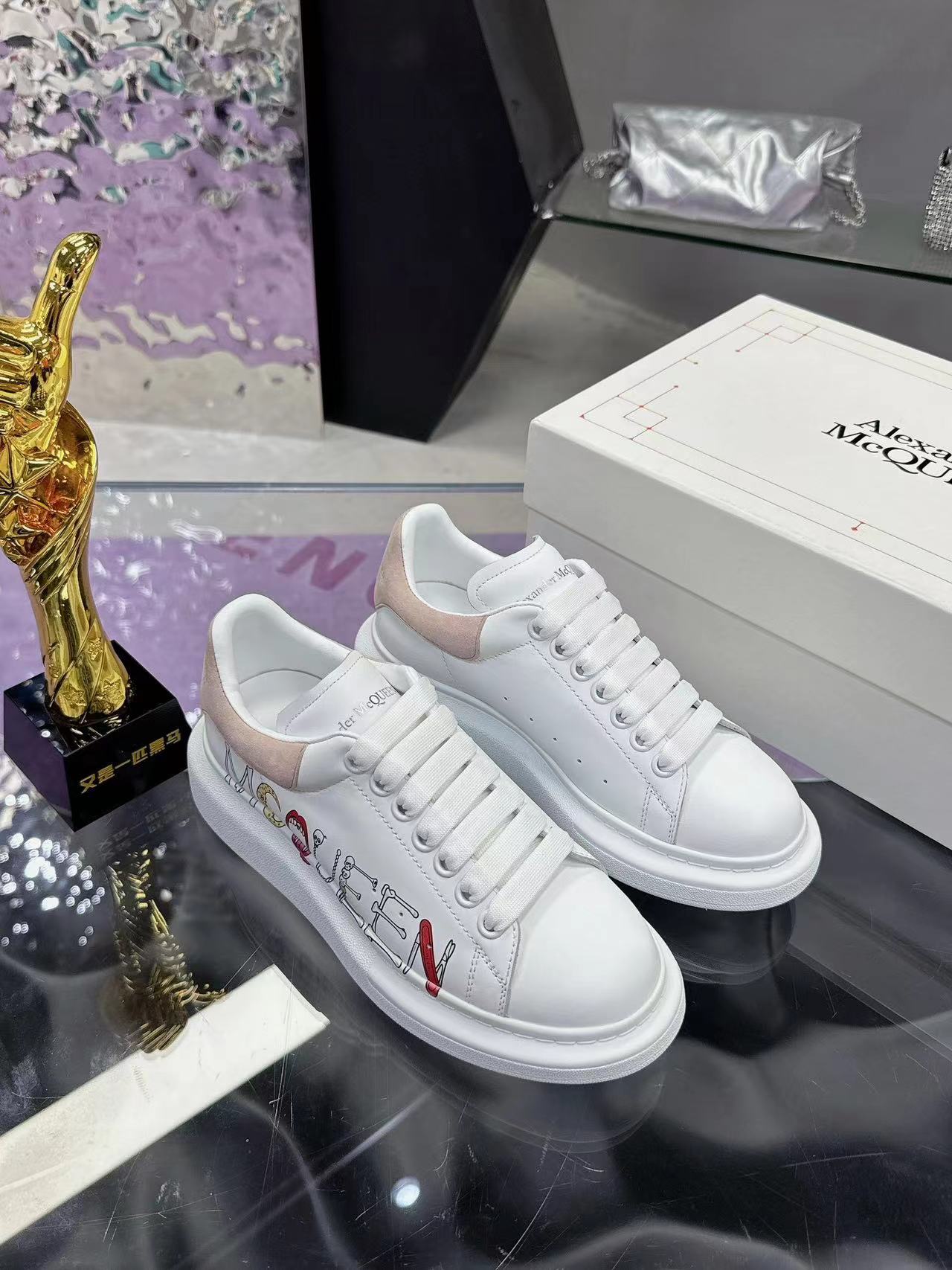 Alexander McQueen White/Pink Oversized Sneaker