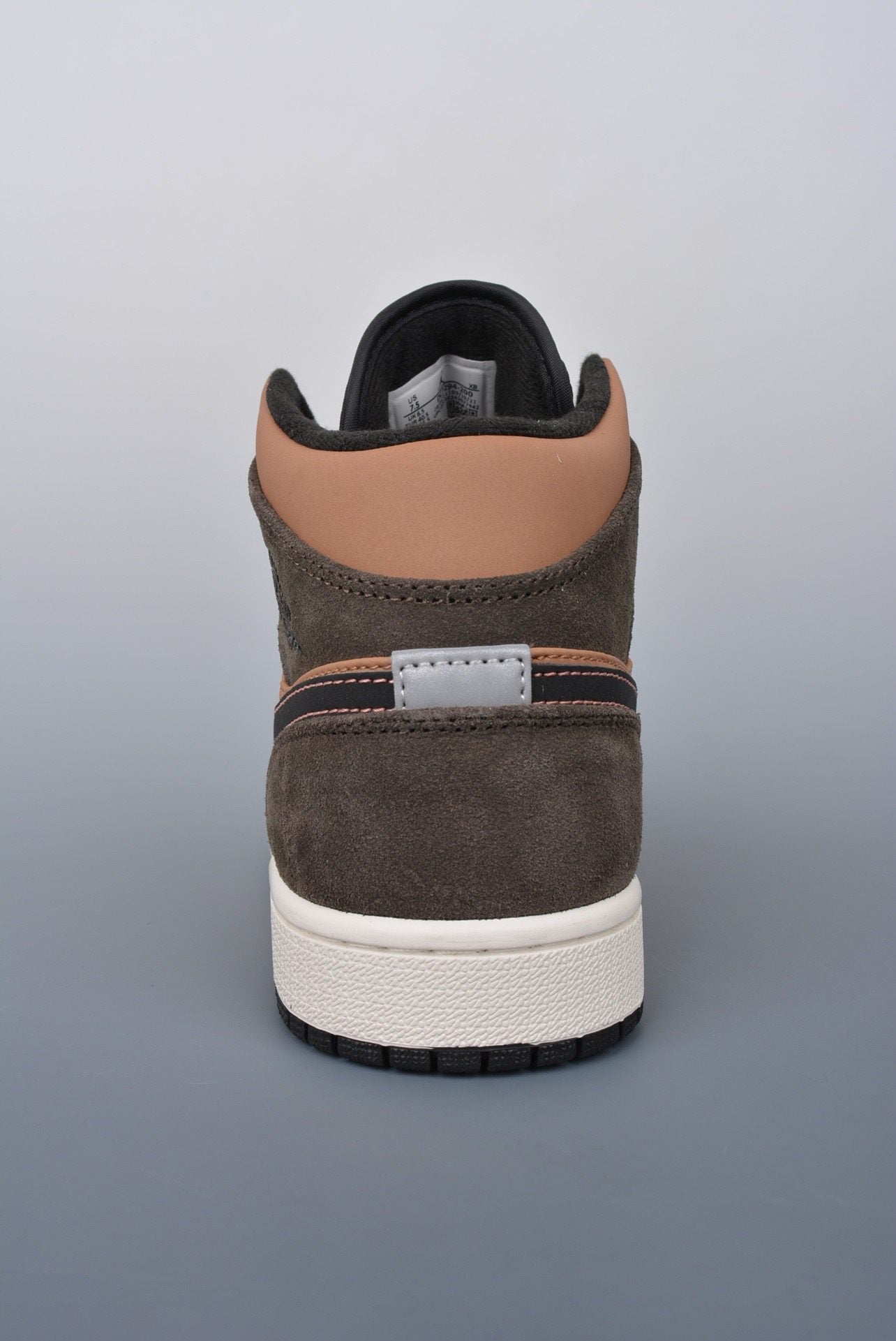 Jordan 1 Mid SE Cioccolato fondente (GS)