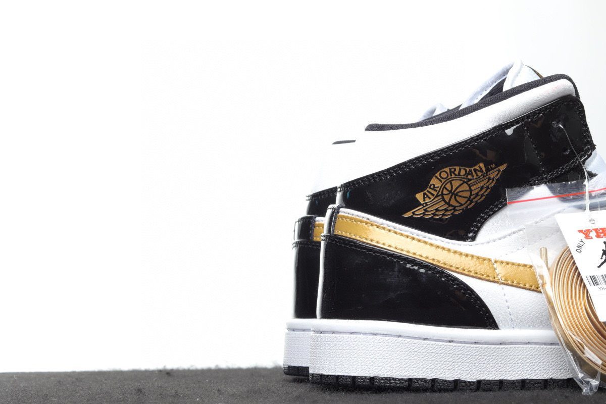 AIR JORDAN 1 MID Black Metallic Gold