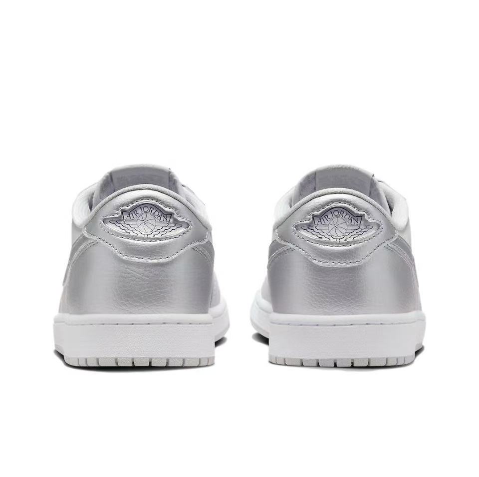 Air Jordan 1 Low OG “Metallic Silver”
