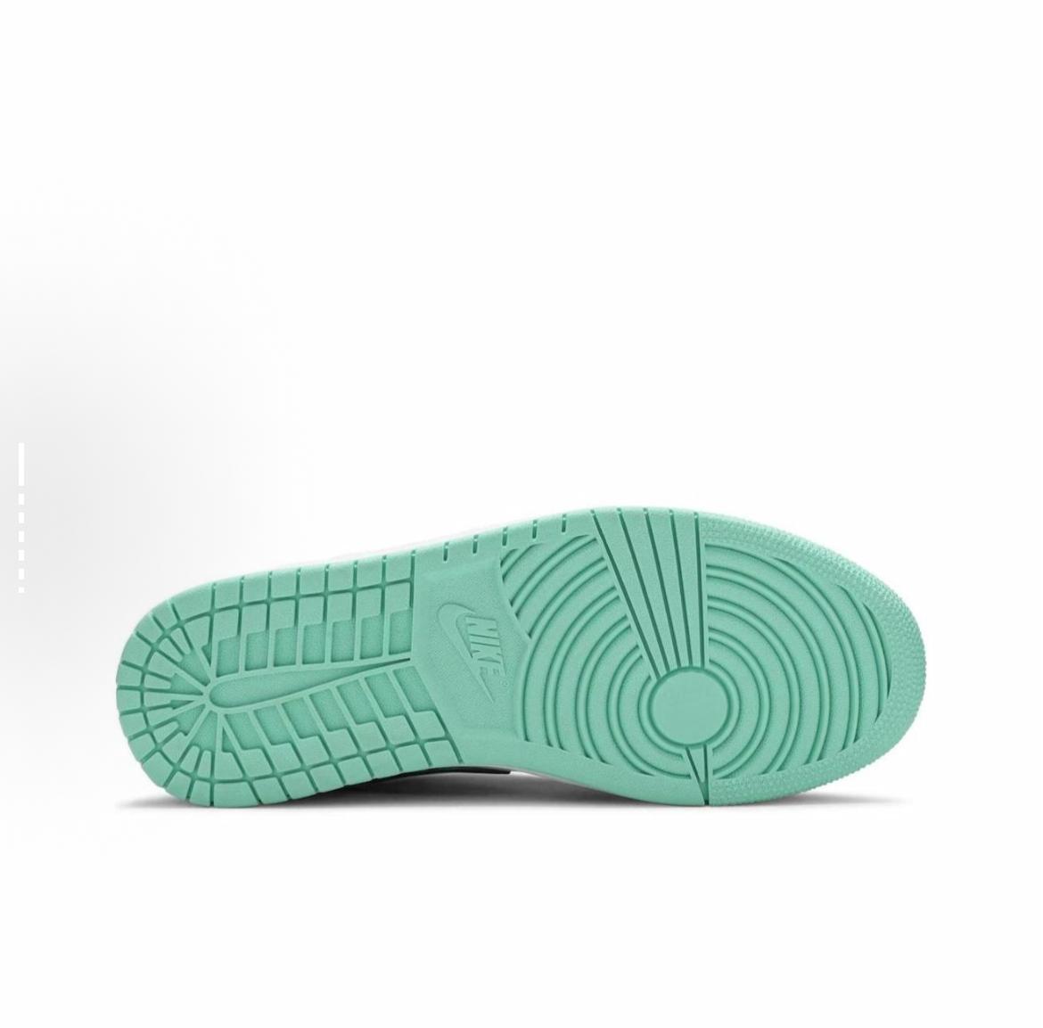 Jordan 1 Low Grey Toe